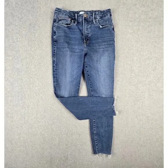 Good American Jeans Womens Size 6/28 Skinny Distressed Knee Frayed Hem 26" Waist - Picture 4 of 16